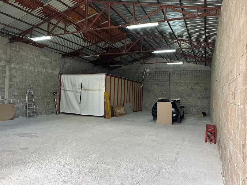 Дава се под наем Склад в Бургас, Ветрен - 220 кв.м за 550 € - Снимка #6