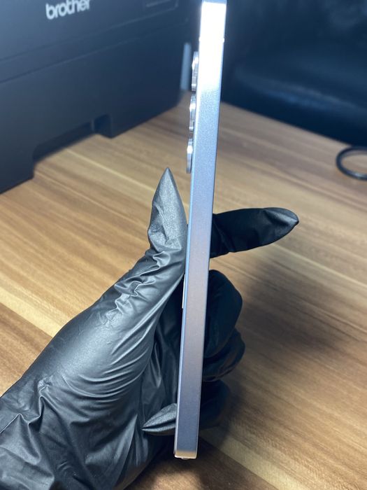 Samsung Galaxy s25 ultra • 512 GB • Titanium Whitesilver