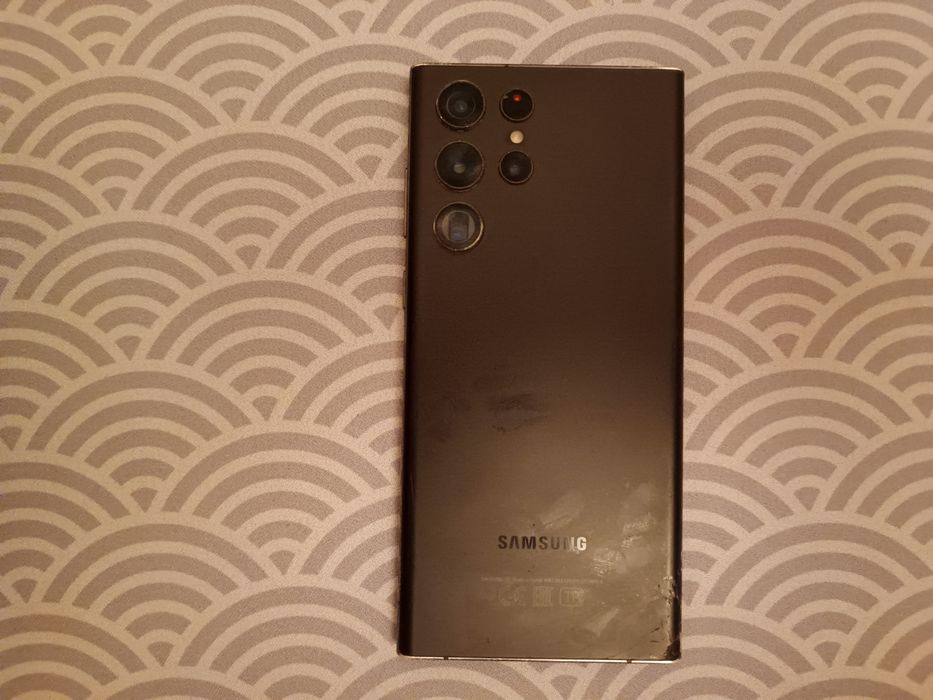 Продам Samsung galaxy s22 ultra