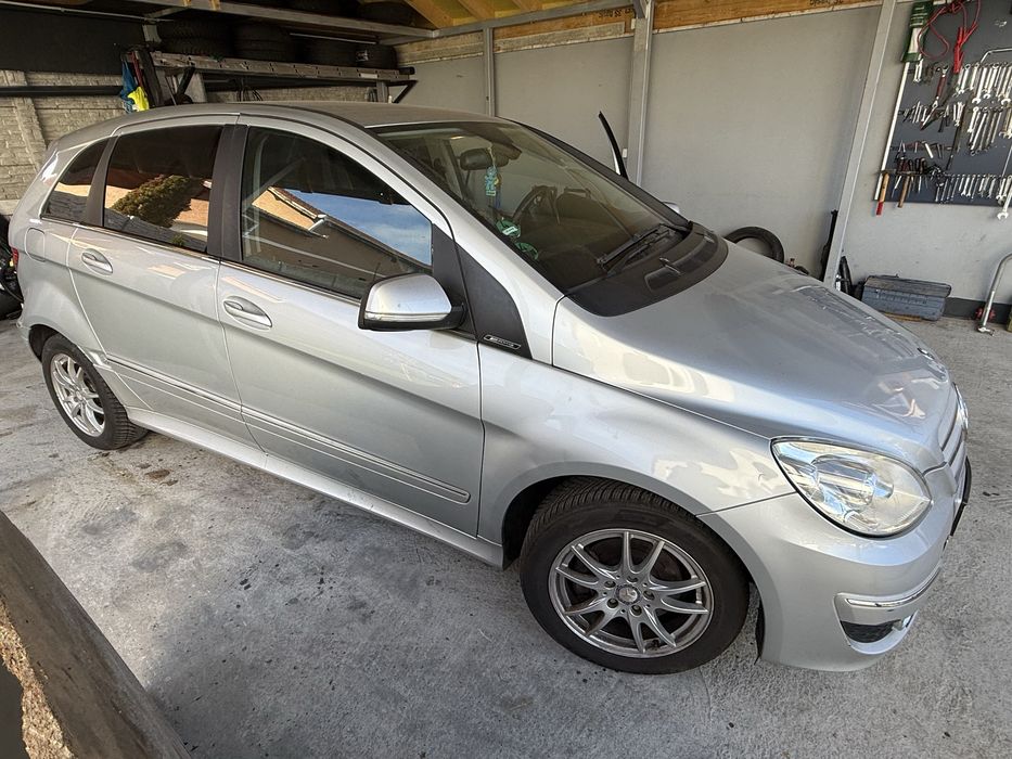 MERCEDES-BENZ B-Class 2010 — imagine 3
