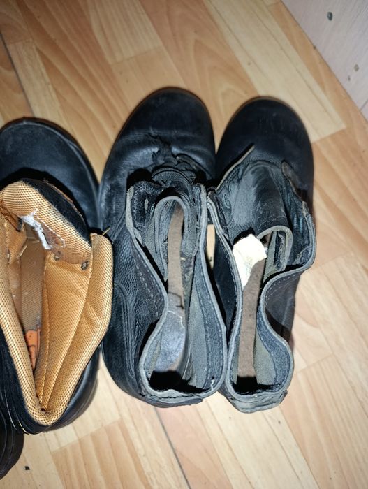 Продам сапоги и ботинки