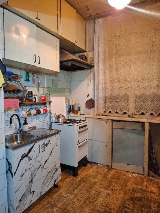 Срочно продается квартира 2/5/5,Чиланзар-23.