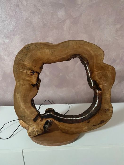 lampa din lemn masiv 49x51 cu led handmade
