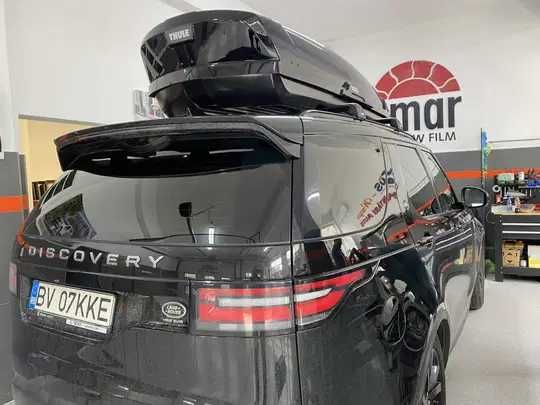 Montaj folie geamuri auto LLumar omologata RAR Garantie 5-12 ani