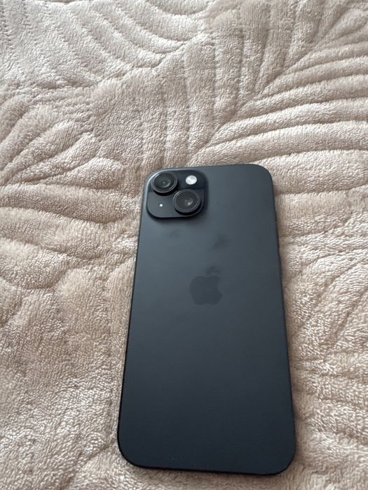 Продам Iphone 15 128 Гб