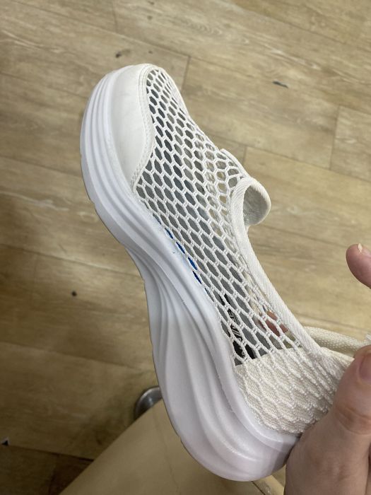 Продам женскую обувь