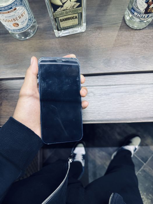 iPhone 12 сини б/у