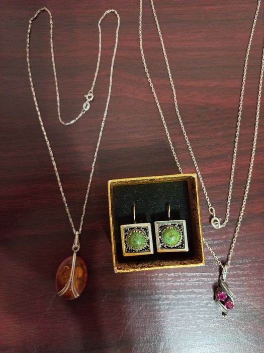 СССР серебро, 875пр.,цепочки,серьги,броши,см.все фото