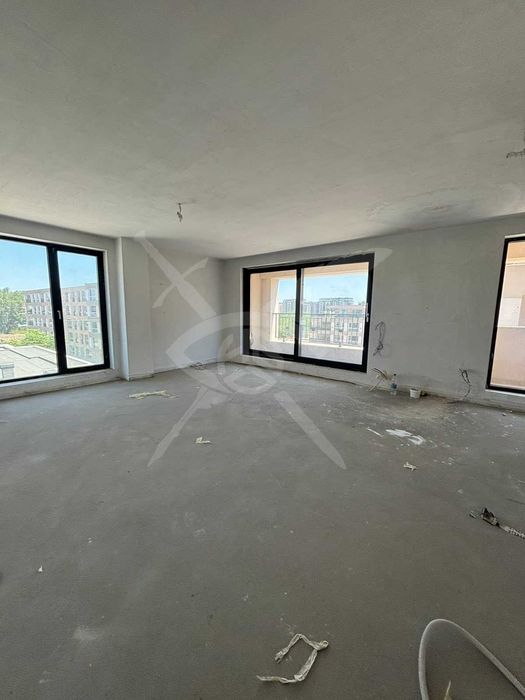 Продава се Двустаен апартамент в Пловдив, Христо Смирненски - 91 кв.м за 1715 €/кв.м - Снимка #1