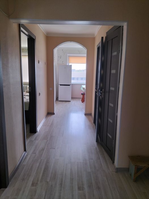 Продам 3-х  комнатную квартиру .