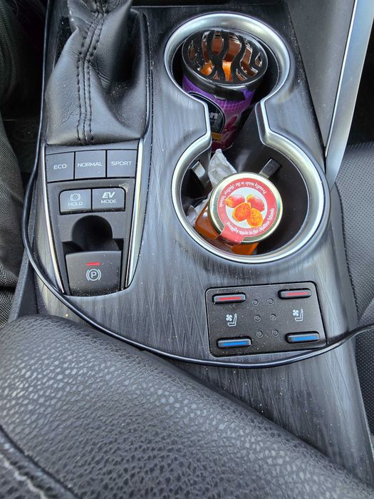 Ocazie Toyota Camry full hibrid