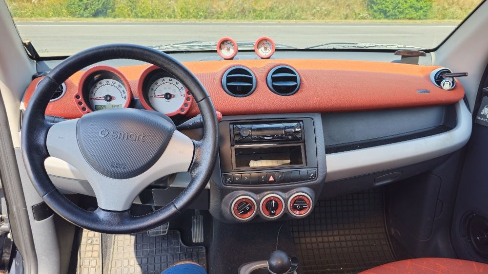 Vand Smart ForFour 2004 1.3  Benzina Automat