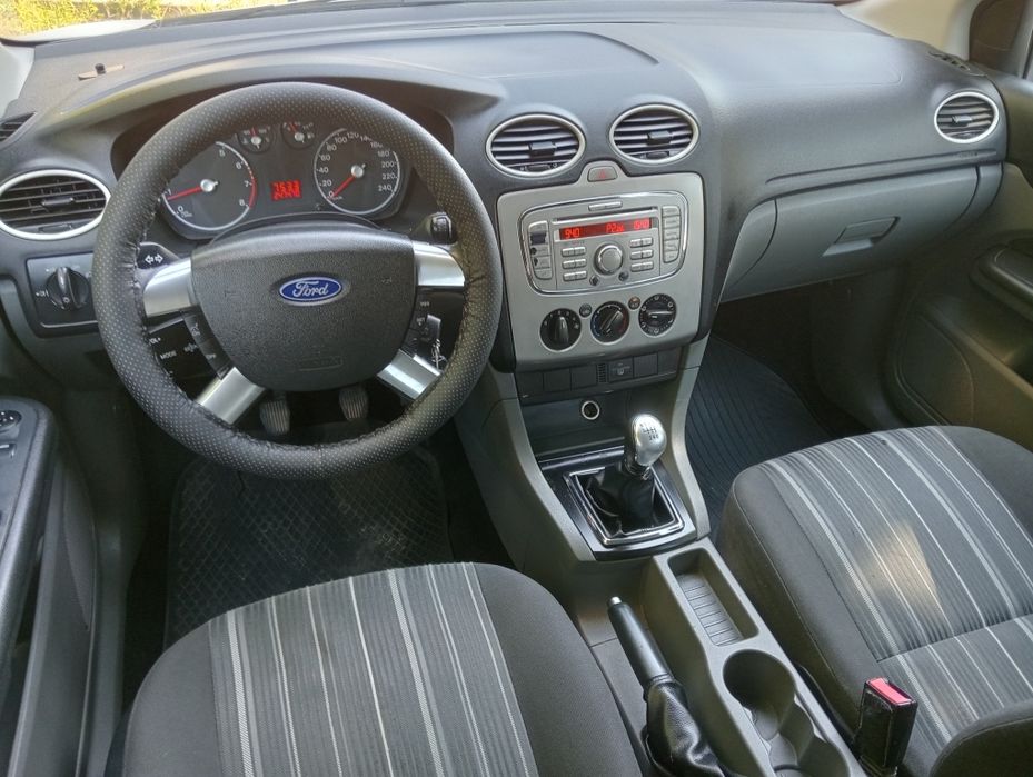 Ford focus 2 break facelift 2009 1.4 benzina