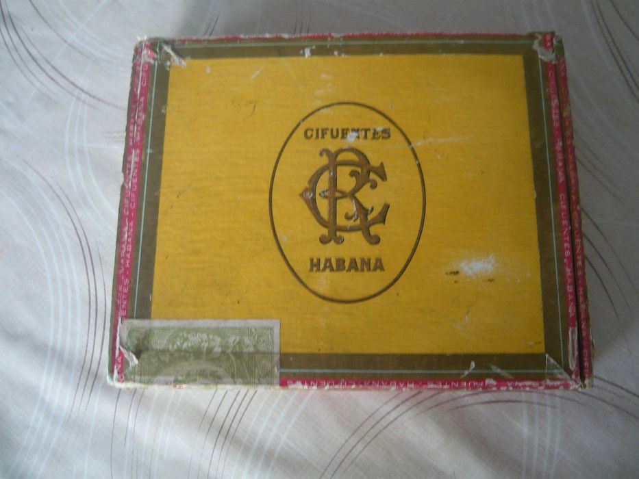 Дървена и Метални кутии от пури и цигари