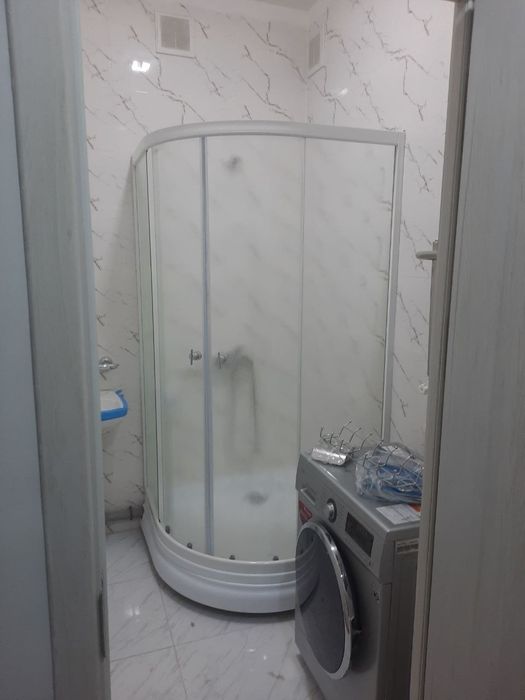 Корзинка олдида Янги курилган Дом.