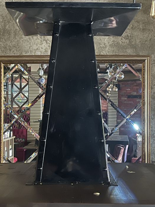 Маси масив дъб с метален крак