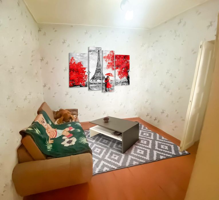 Улица Конституция Продаётся участок с домом 1,65 соток  в центре