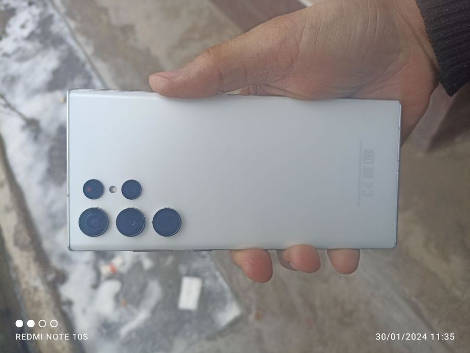 Samsung Galaxy S22 ultra sotiladi