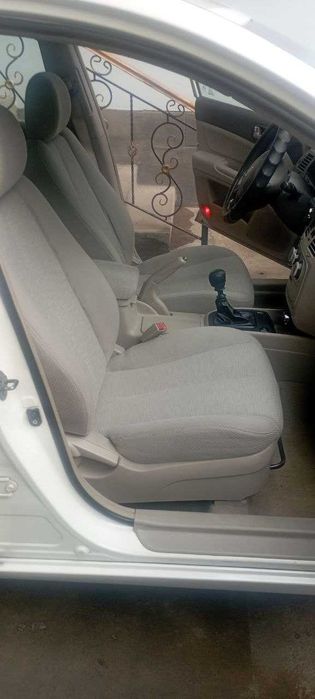 Продаётся Hyundai Sonata 2005 г., 2.4 л., атмосферный двигатель