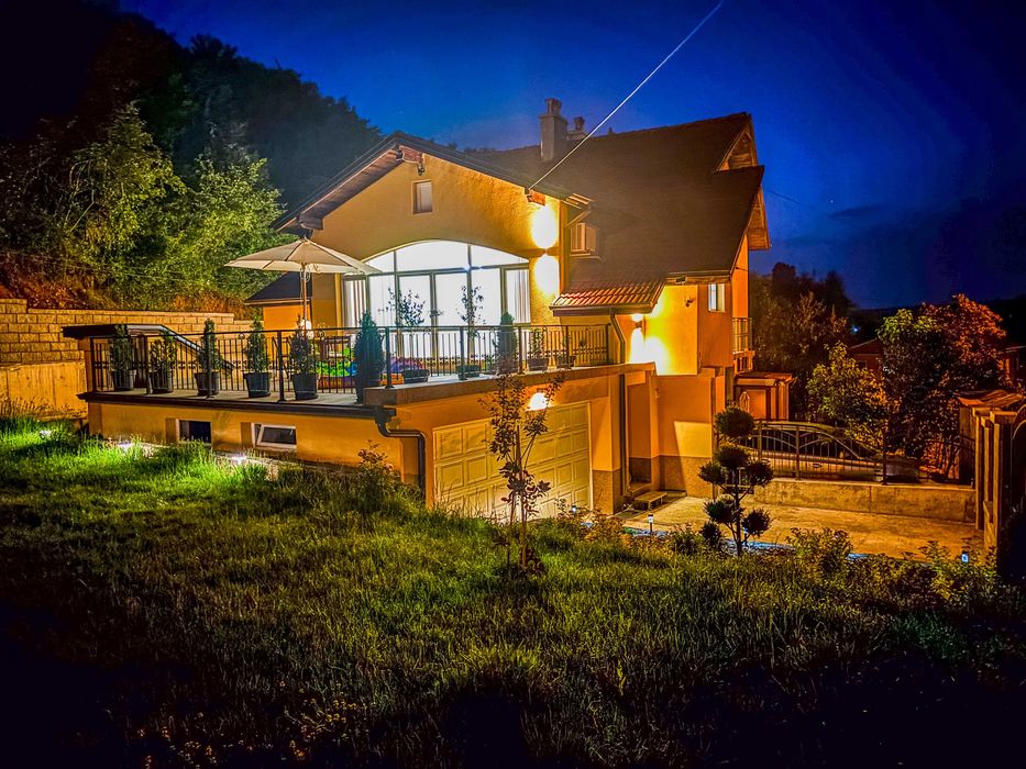 Продава се Къща в Перник, Бела вода - 184 кв.м за 924 €/кв.м - Снимка #2