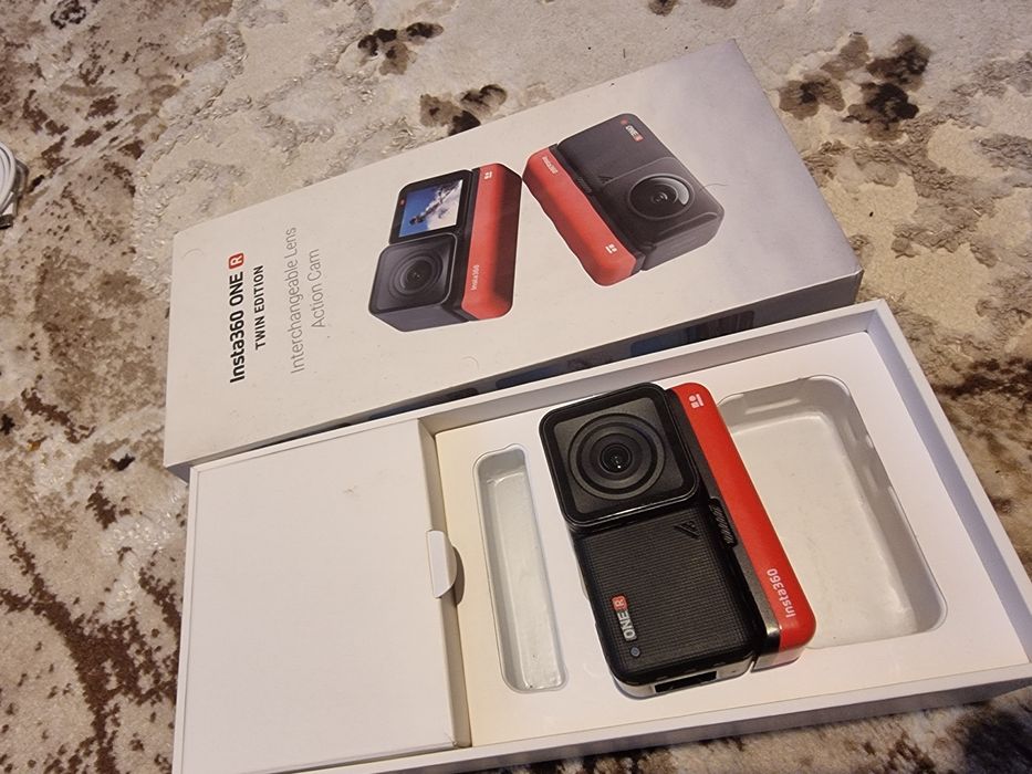 Insta360 camera acțiune