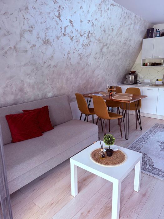 Cabana A-Frame cu jacuzzi & priveliști montane în Sibiel