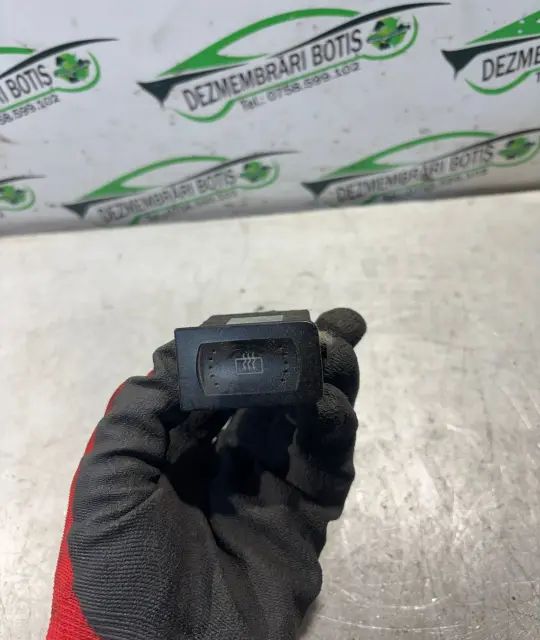 Buton dezaburire luneta 1J0 959 621 Volkswagen VW Golf 1998