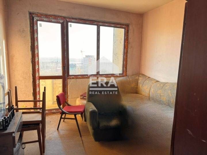 ЕКСКЛУЗИВНО! Изцяло южна, разширена гарсониера в предпочитаната част н