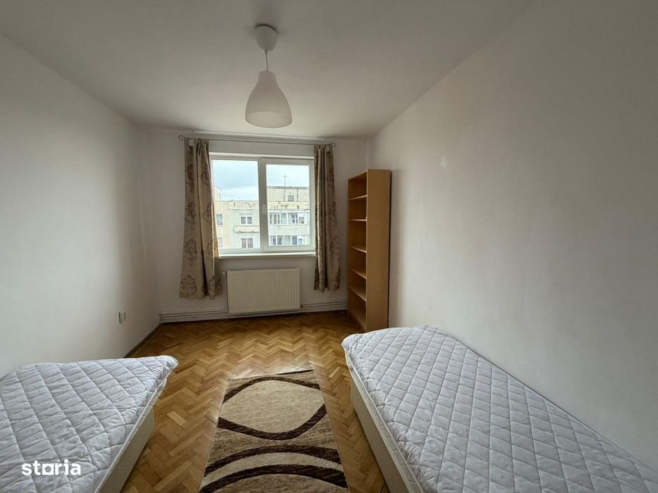 Inchiriez apartament 3 camere Centru Civic -Gara