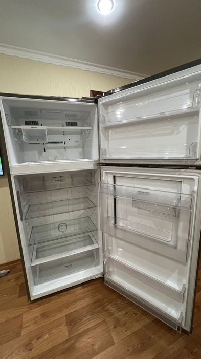 Продам холодильник LG