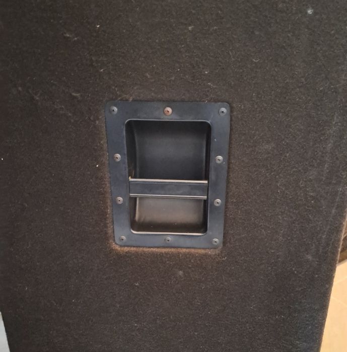 1 бр. Двойна бас каса 15inch. 1x2000W. на 4ohms. Eighteen