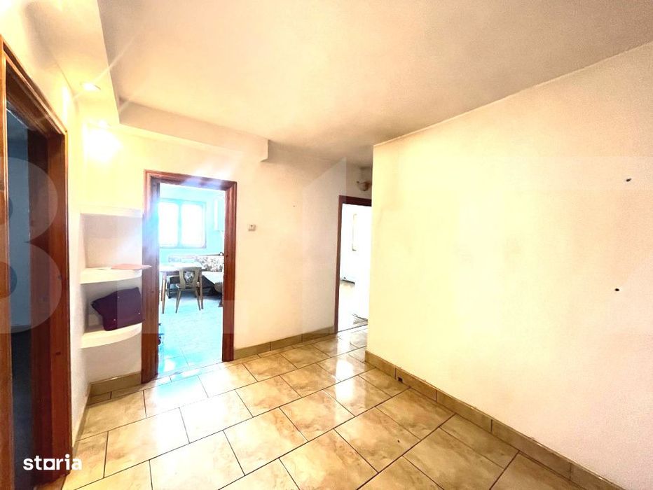 Apartament de vanzare, decomandat, 68 mp –Ultacentral, Botosani