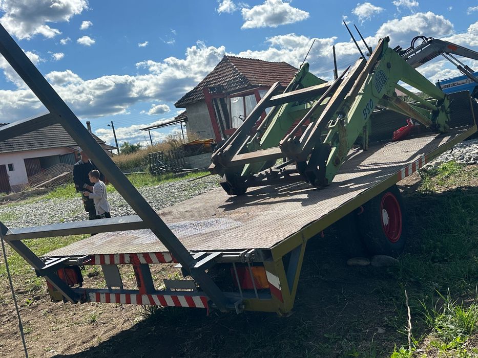 Remorca/Platforma 16 baloti