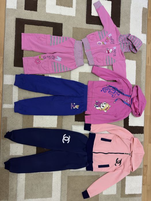 Спортивные костюмы,кофты, джинсовка