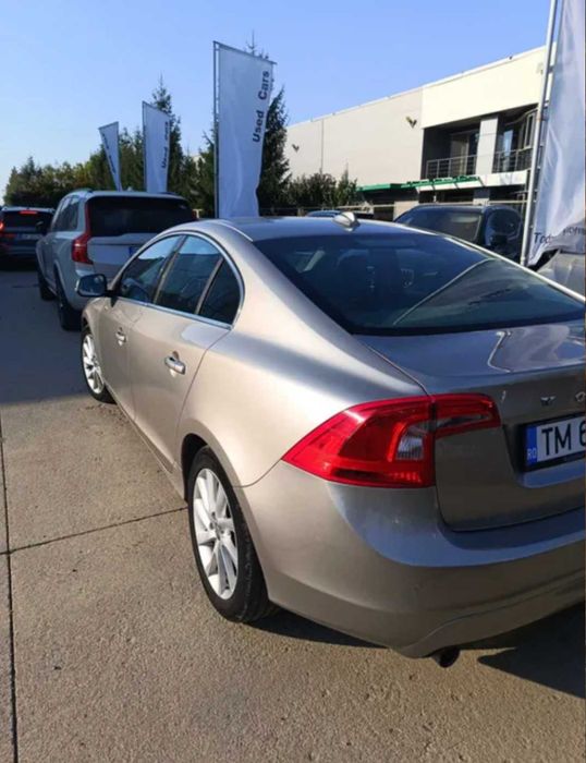 Vând Volvo s60 2015