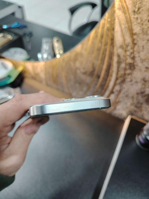 Iphone 15 pro holati ideal