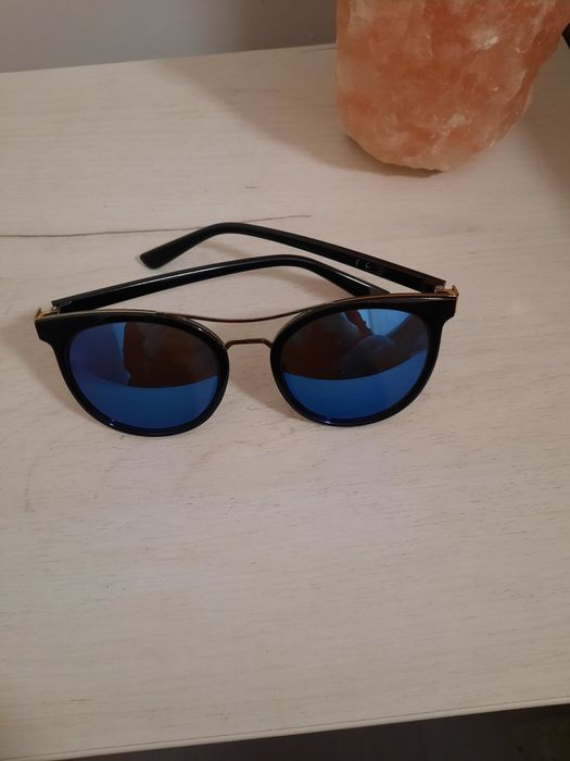 Екстравагантни дамски слънчеви очила