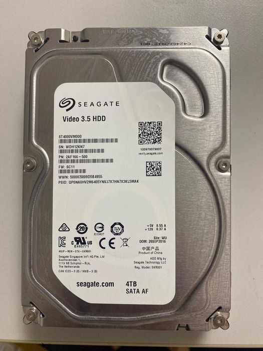 vand 7 Harduri pc sata, 6 Memorii Ram si un DVD RW incorporabil laptop