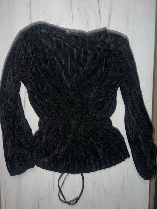 Елегантна блуза ZARA