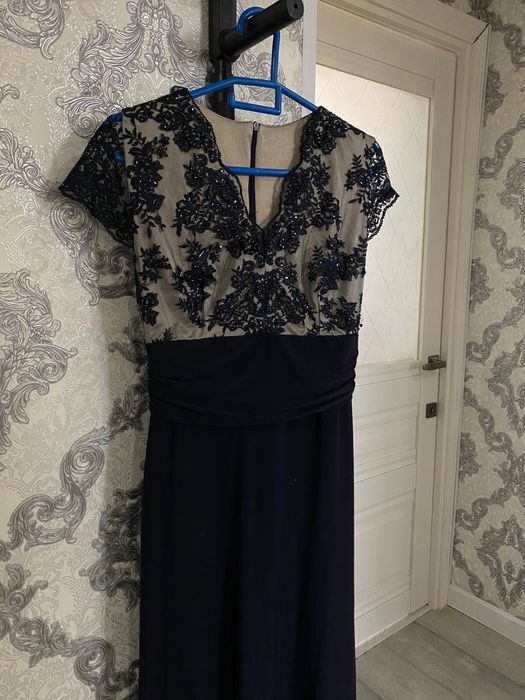 Вечерние платье,