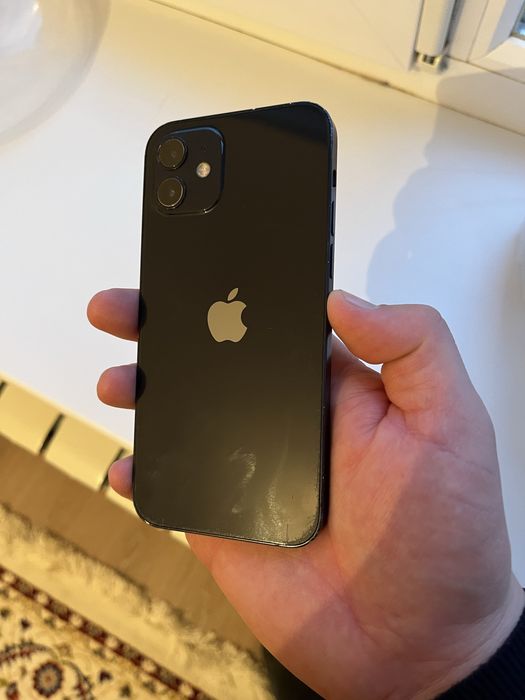 Айфон 12 сатылады