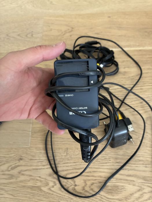 Зарадяка видеокамер Canon Sony старых