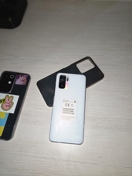 Redmi Note 10 128 ГБ — отличное состояние