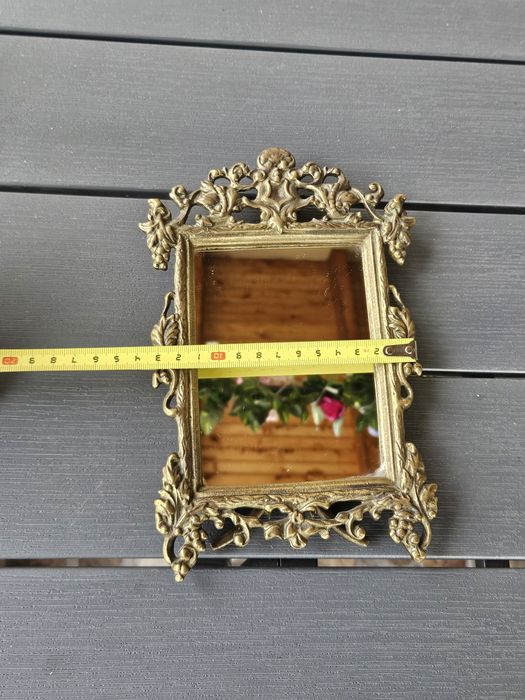 Oglinda veche de masa bronz masiv