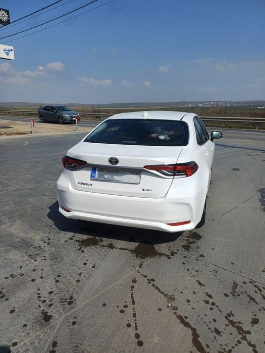 Vind  sau schimb  Toyota corolla 1,8 Hybrid  an 2026  ,Proprietar