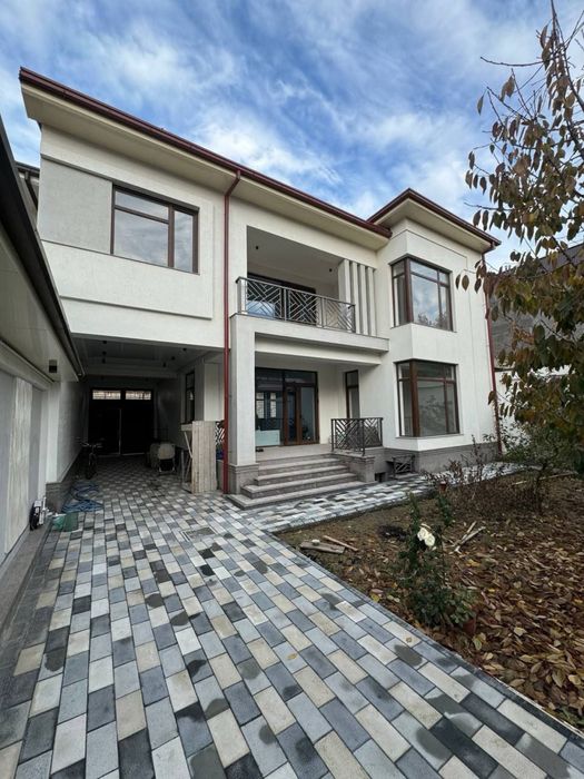 Амир Темур махаля Продается Евро дом ( коробка)