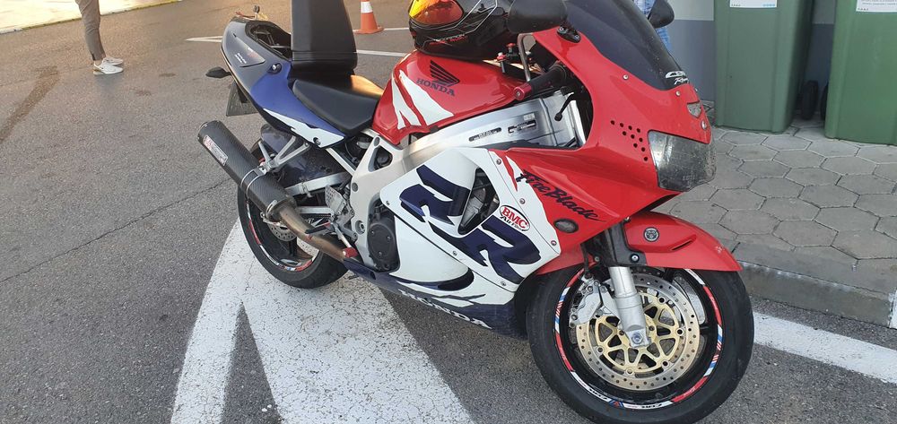 Honda CBR 900RR/919/SC33