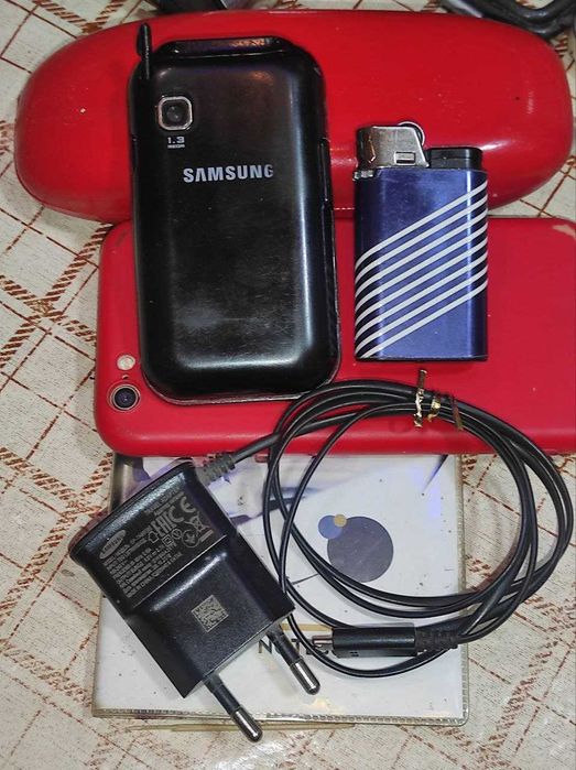 SAMSUNG GT-C3300i Мобильный телефон