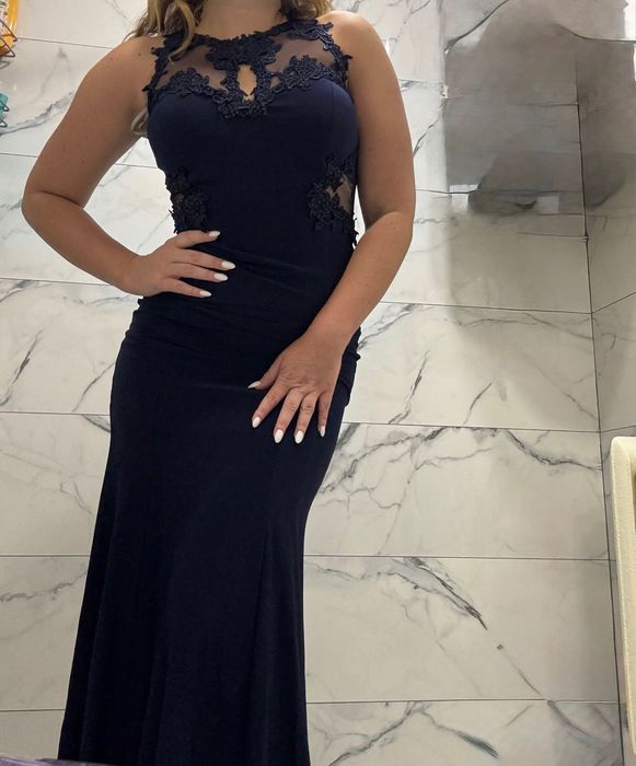 Официална рокля за повод