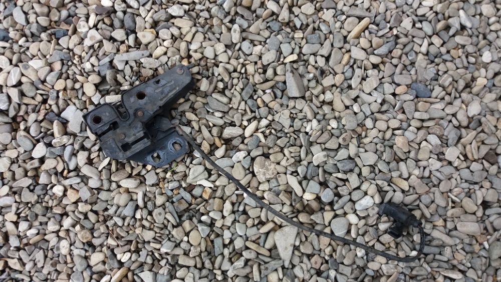 Broasca radiator apa electroventilator cu releu audi a6 c6 4f 2.0 TDI